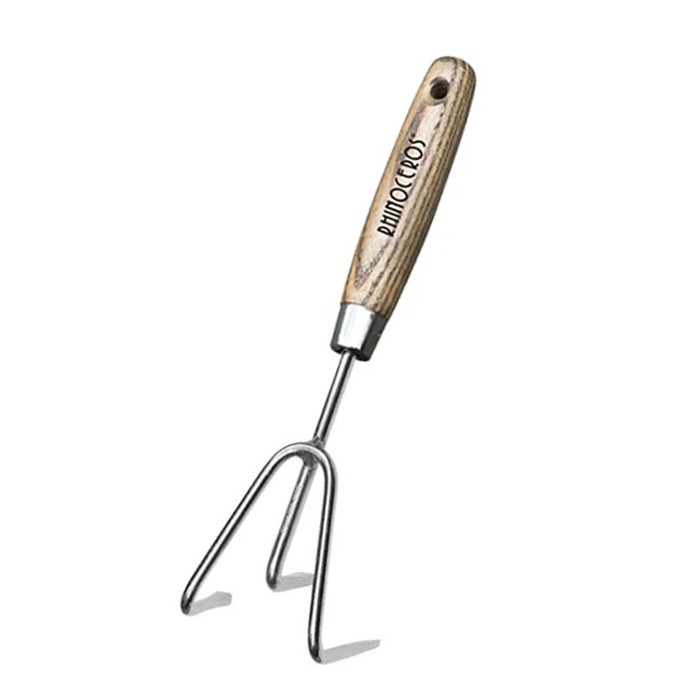 3 piidega käsikultivaator