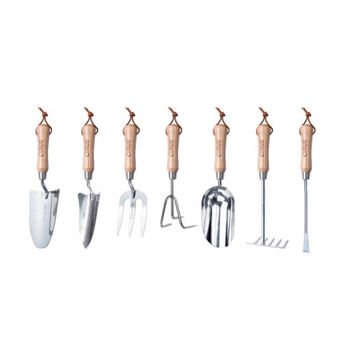 Käsitsi valmistatud aiatööriistad